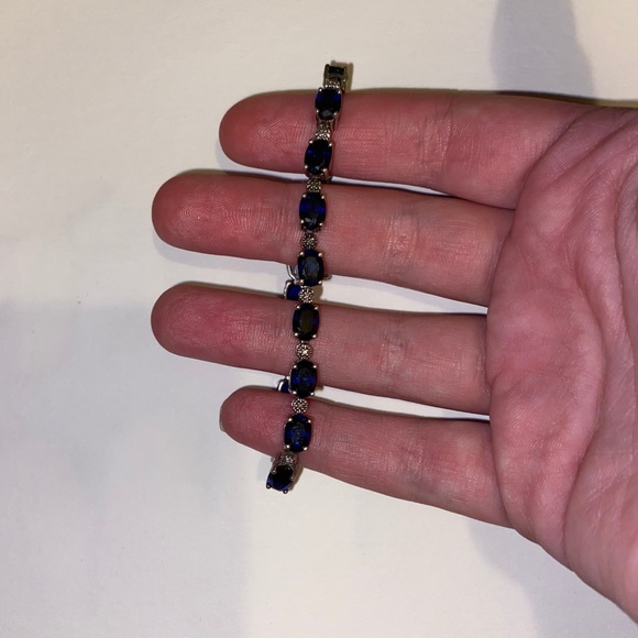 Blue sapphire tennis bracelet - Picture 1 of 3